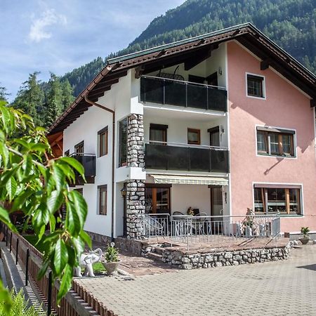 Haus Hrabovsky Apartment Langenfeld Ngoại thất bức ảnh