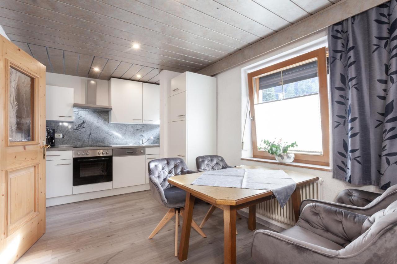 Haus Hrabovsky Apartment Langenfeld Ngoại thất bức ảnh